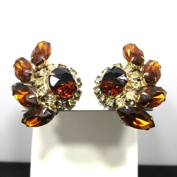 Vintage Topaz Rhinestone Clip Earrings, Gold Plated, 1950s Vintage Jewelry - Picture 5 of 10